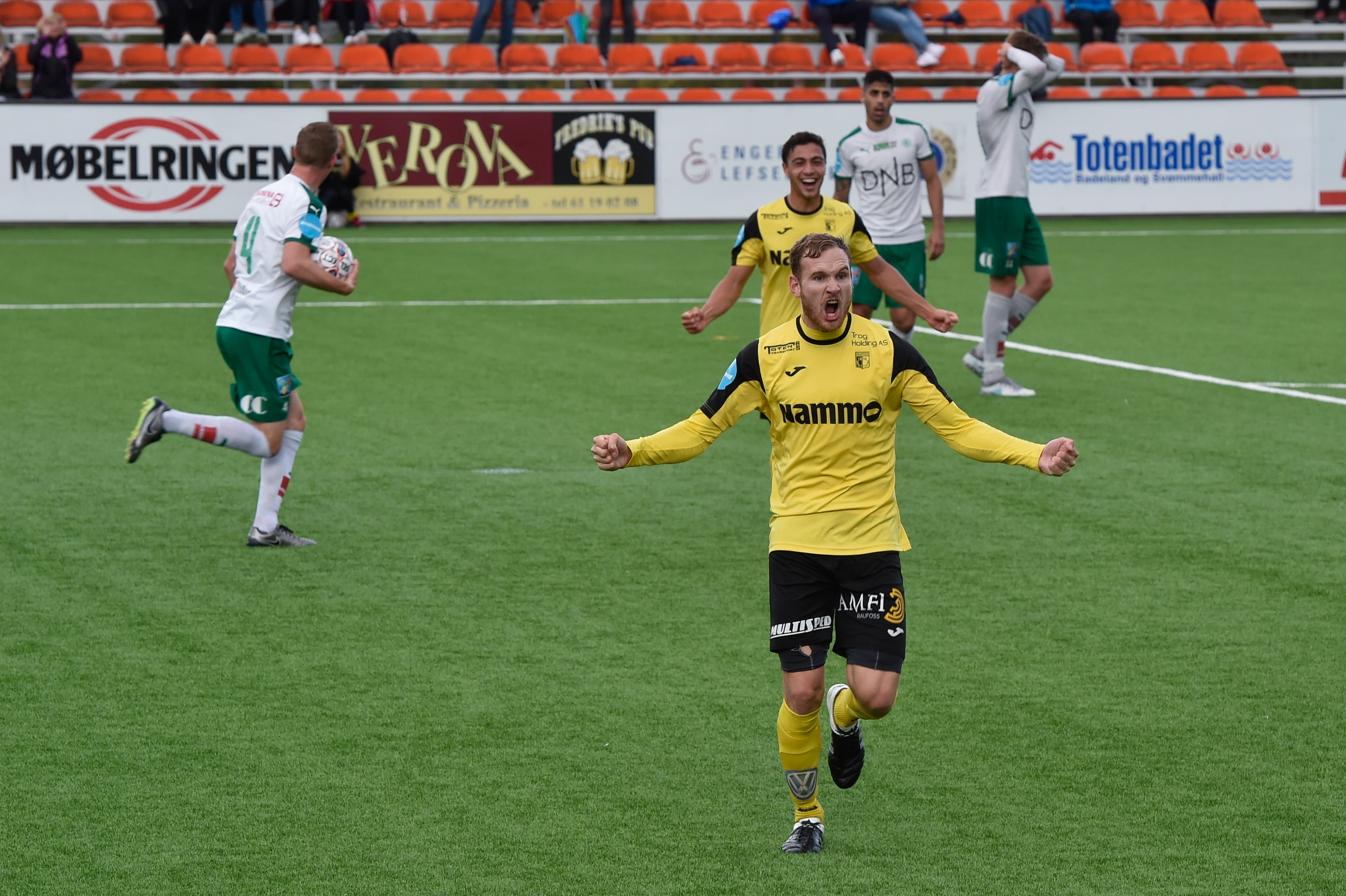 Raufoss - Hamkam høydepunkter.mp4